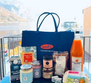 Gmunden Apartment | Wolfis Traunseeblick - mit kostenlosem Parkplatz direkt an der Unterkunft