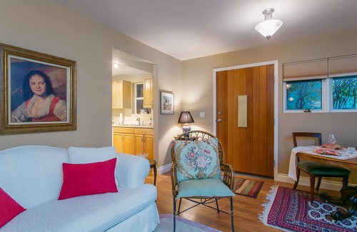 Central Saanich House | WolfShire - Sunrise - Beauty and Serenity in the Valley