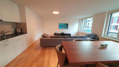 District 2 Apartment | Wollishofen Station 2 bedroom Luxury Apartment