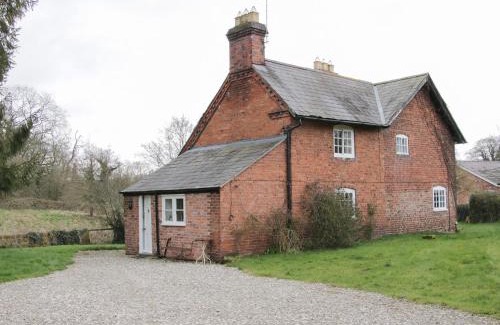 Whitchurch House | Wolvesacre Mill Cottage