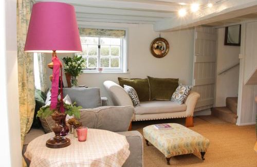 Whitchurch House | Wolvesacre Mill Cottage