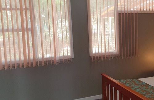 Claude Road Cottage | Wombat 3 Bedroom Cottage