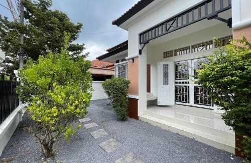 Kampung Rawa Villa | Wonder fragrance villa