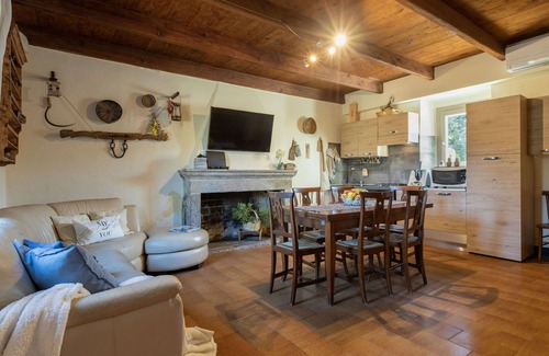 Sant'Antonio di Gallura Villa | Wonderful private villa with private pool, A/C, WIFI, TV, patio, pets allowed and parking