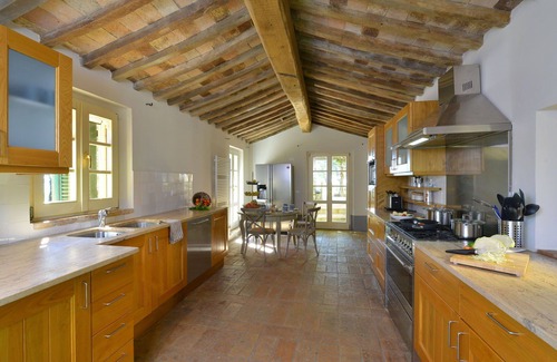 San Casciano dei Bagni Villa | Wonderful private villa for 10 people with private pool, WIFI, TV, patio, panoramic view and par.