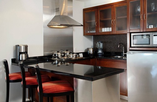 Zona Hotelera Condo | Wonderful 2-bedroom condo with WiFi, AC in delightful San José del Cabo