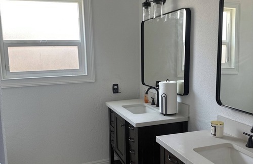 Clovis House | Wonderful 2-bedroom house with AC in charming Clovis