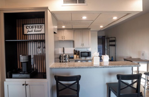 Washington Condo | Wonderful 2-bedroom 2 Bathroom condo with AC in Long Beach
