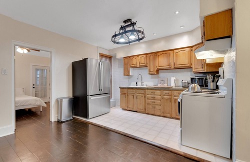 Wynnefield Apartment | Wonderful 2-br apartment in Philadelphia, Modern Comfort Meets Urban Convenience