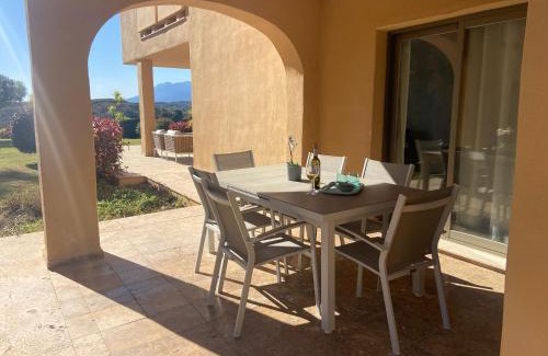 New Golden Mile Apartment | Wonderful 3-bedroom apartment with garden and amazing views Hacienda Senorio Cifuentes Marbella