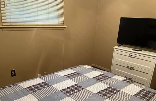 Westland House | Wonderful 3 bedroom home close to everything