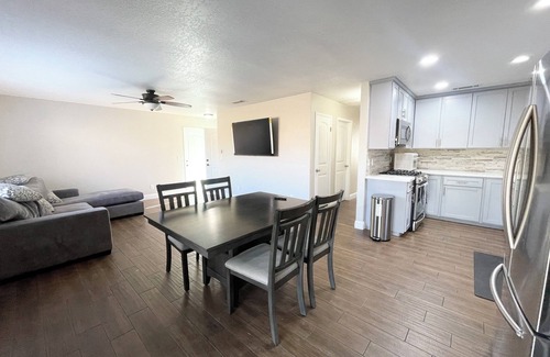 Visalia House | Wonderful 3-bedroom house with AC in charming Visalia