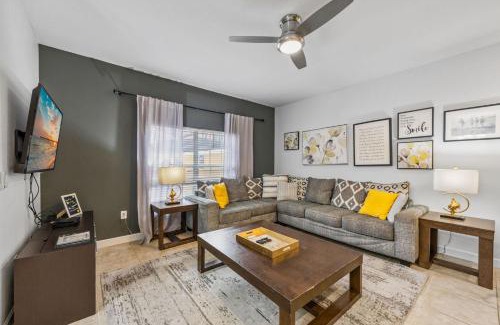 West Kissimmee Villa | Wonderful 4 bed Family Home with Private Pool