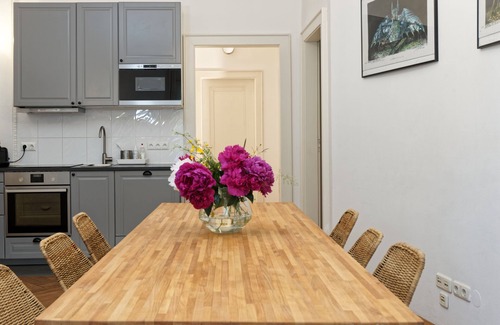 Morlbach Apartment | Wonderful 5-room flat with large eat-in kitchen in Mörlbach Castle
