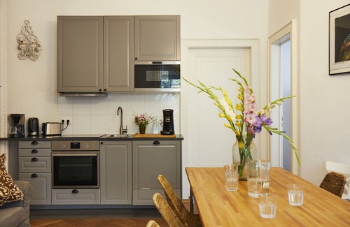 Morlbach Apartment | Wonderful 5-room flat with large eat-in kitchen in Mörlbach Castle