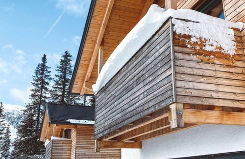 Katschberg House | Wonderful private villa for 4 people with WIFI, hot tub, TV, terrace and parking