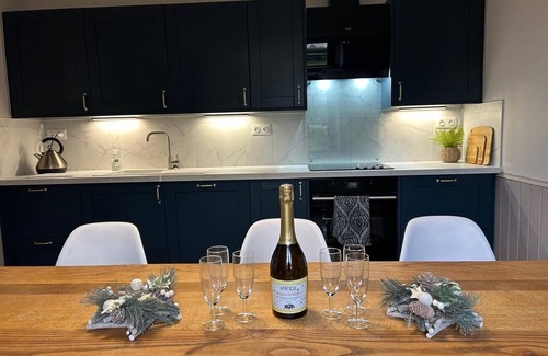 Bagneres-de-Luchon House | Wonderful detached house in centre of Luchon 200m from Gondola, private parking!