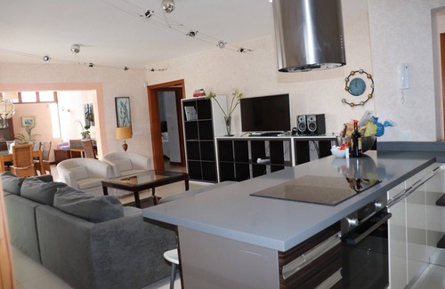 Playa Blanca Villa | Wonderful detached villa:private solar heated pool, Game room, Basket-ball,