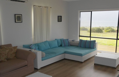 Point Boston House | Wonderful Family Beach Holiday in quiet location