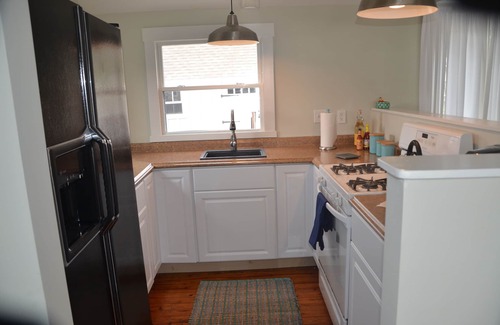 Popponesset Cottage | Wonderful family cottage 200 steps to Private Association Beach