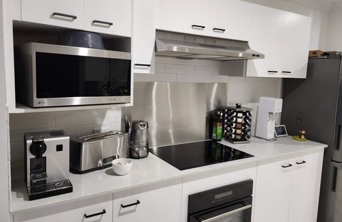 Molendinar House | Wonderful family home on the Gold Coast.