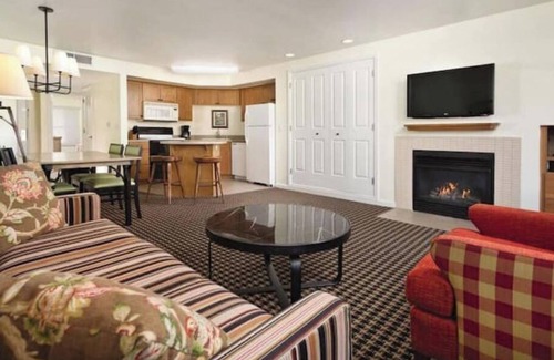 Angels Camp Condo | Wonderful Foothills/Gold Country Resort Getaway