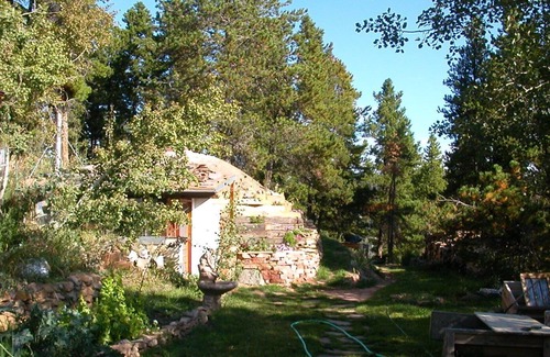 Gold Hill Apartment | Wonderful garden apartment in the town of Gold Hill. Forest trails out backyard.