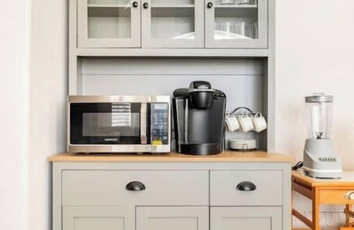 Hockley Apartment | Wonderful Getaway Cypress 2 BR w/thoughtful comforts