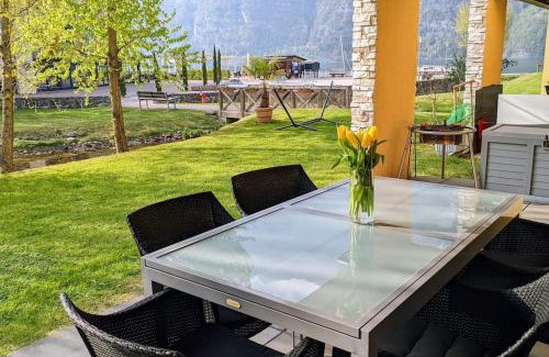 Unterterzen Apartment | Wonderful holiday home with cablecar to ski area