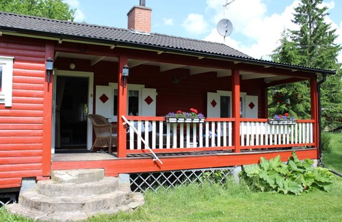 Lekeryd Ski Chalet | Wonderful holiday home on a lake property in Småland