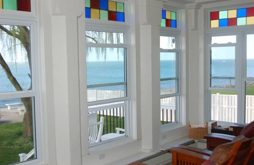Marblehead House | WONDERFUL HOME for REUNIONS! OCT 24-26; OCT 31-NOV 2 OPEN! FALL ON LAKE ERIE!