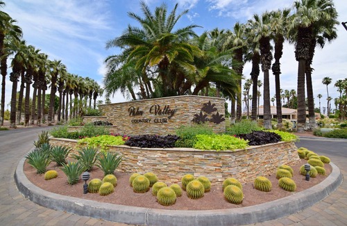 Palm Desert Condo | Wonderful Lakeside and golf course view! No taxes for 28 night stay or longer.