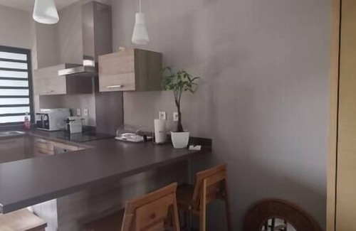 Mont Choisy Apartment | Wonderful Mont Choisy flat, huge lagoon pool
