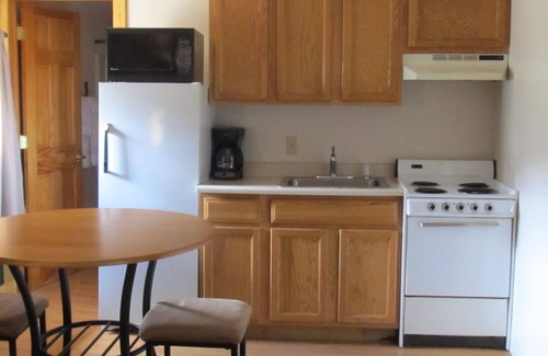 Wapiti Cabin | Wonderful Mountain Views