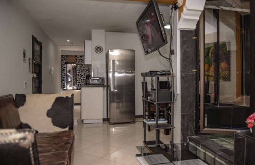 Zona Rosa Apartment | Wonderful One bedroom AC Hot Tub 2 blocks Lleras