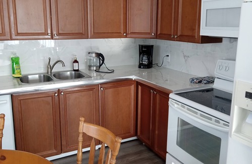 Alcona House | Wonderful place of Lake Simkoe