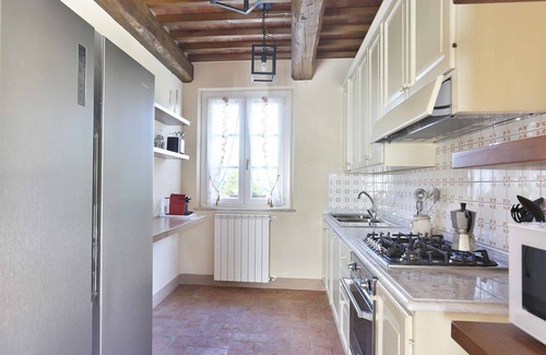 Colle di Compito Villa | Wonderful private villa with WIFI, private pool, A/C, TV, veranda and panoramic view, close to L.