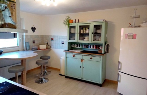 Colpin House | Wonderful private villa for 6 guests with WIFI, TV, patio, pets allowed, panoramic view and park.