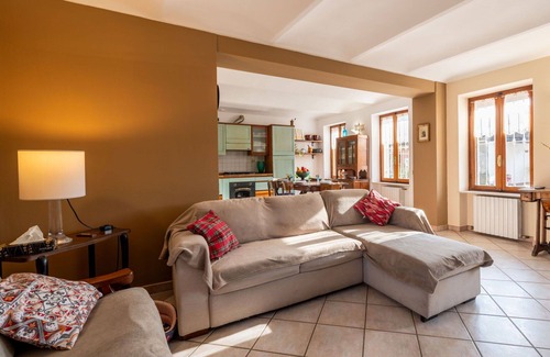 Rocca D'Arazzo House | Wonderful private villa for 6 people with WIFI, private pool, TV, patio, pets allowed and parking