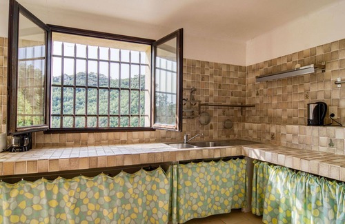 Chateaudouble House | Wonderful private villa for 6 guests with private pool, TV, patio and parking
