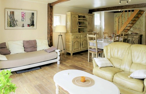 Cissac-Medoc House | Wonderful private villa for 5 people with pool, WIFI, TV, terrace and parking