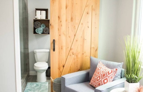 Grant Hill Apartment | Wonderful Private Space Close to Almost everything