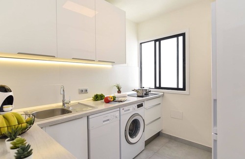 San Bartolome de Tirajana Villa | Wonderful private villa for 8 guests with WIFI, private pool, A/C, TV, terrace and pets allowed