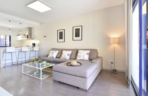 Costa Meloneras House | Wonderful private villa for 4 guests with WIFI, A/C, pool, TV and patio