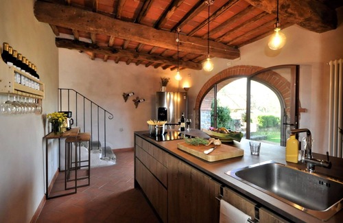 Montegonzi Villa | Wonderful private villa with private pool, WIFI, A/C, TV, veranda, panoramic view and parking