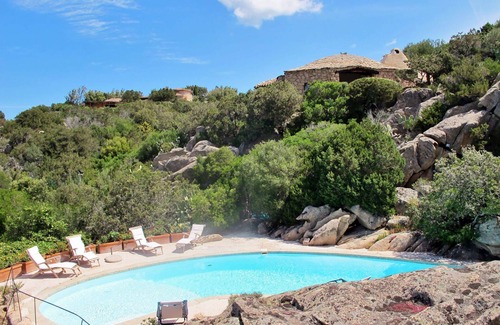 Capriccioli Villa | Wonderful private villa with A/C, WIFI, private pool, TV, terrace, pets allowed and parking