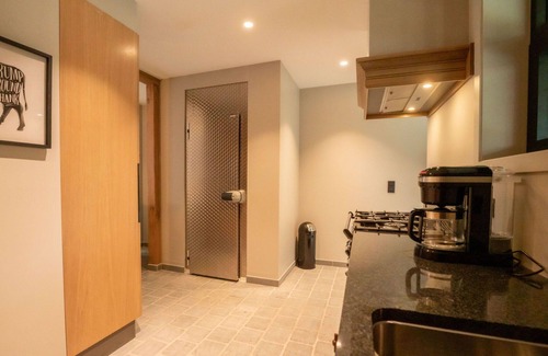 Klemskerke House | Wonderful private villa for 12 people with WIFI, TV, patio and parking