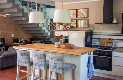Reporyje House | Wonderful private villa for 8 guests with WIFI, private pool, TV, patio and parking