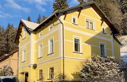 Svoboda nad Upou Villa | Wonderful private villa for 12 guests with WIFI, TV and parking