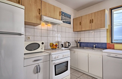 Asserac House | Wonderful private villa for 4 people with WIFI, TV, patio and pets allowed